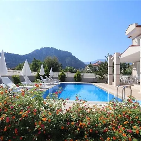 With Private Pool For 10 People In Dalyan Villa *