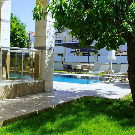 With Private Pool For 10 People In Dalyan Villa