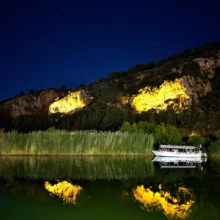 Villa With Private Pool For 10 People In Dalyan