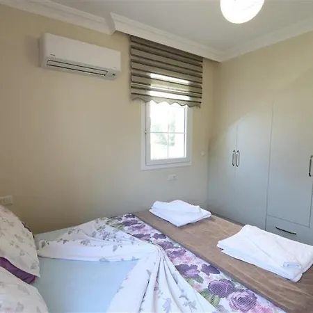 With Private Pool For 10 People In Dalyan *