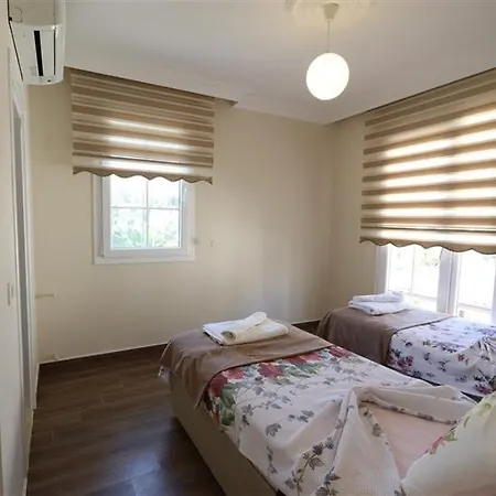 With Private Pool For 10 People In Dalyan Villa *