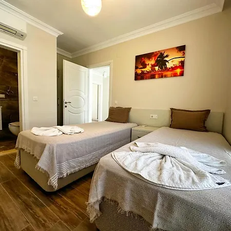Villa With Private Pool For 10 People In Dalyan