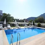 Villa With Private Pool For 10 People In Dalyan *
