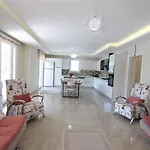 With Private Pool For 10 People In Dalyan Villa
