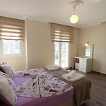 Villa With Private Pool For 10 People In Dalyan *