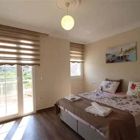 With Private Pool For 10 People In Dalyan Villa *