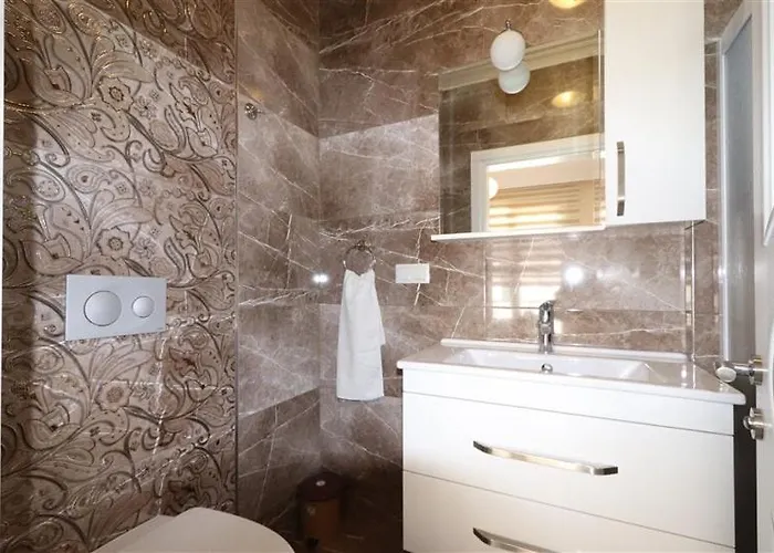 Villa With Private Pool For 10 People In Dalyan *