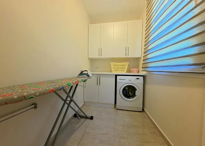 With Private Pool For 10 People In Dalyan Villa