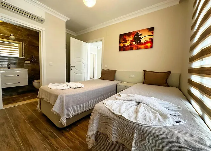 Villa With Private Pool For 10 People In Dalyan